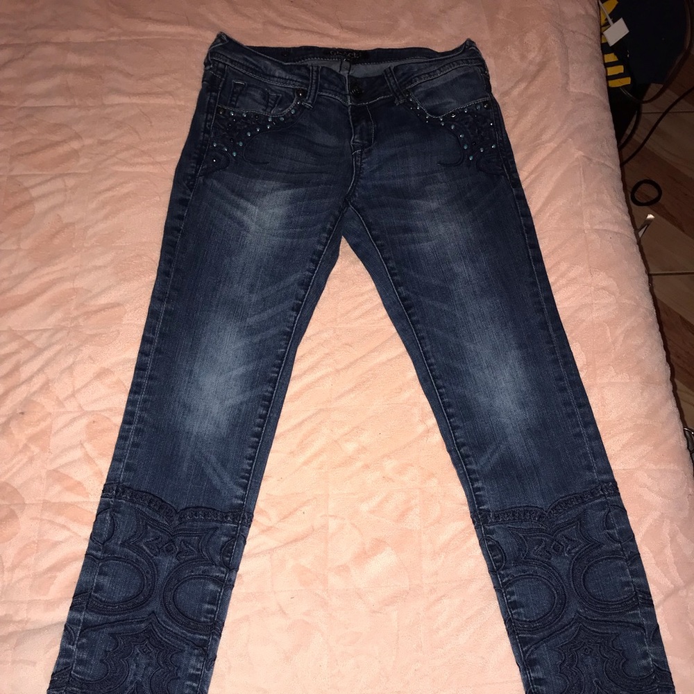 Grace in LA Jeans